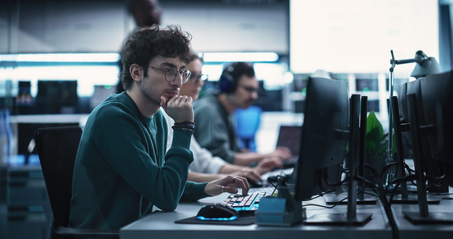 Enhancing Server Security with Linux Live Patching to Prevent Critical Vulnerabilities Enhancing Server Security with Linux Live Patching to Prevent Critical Vulnerabilities